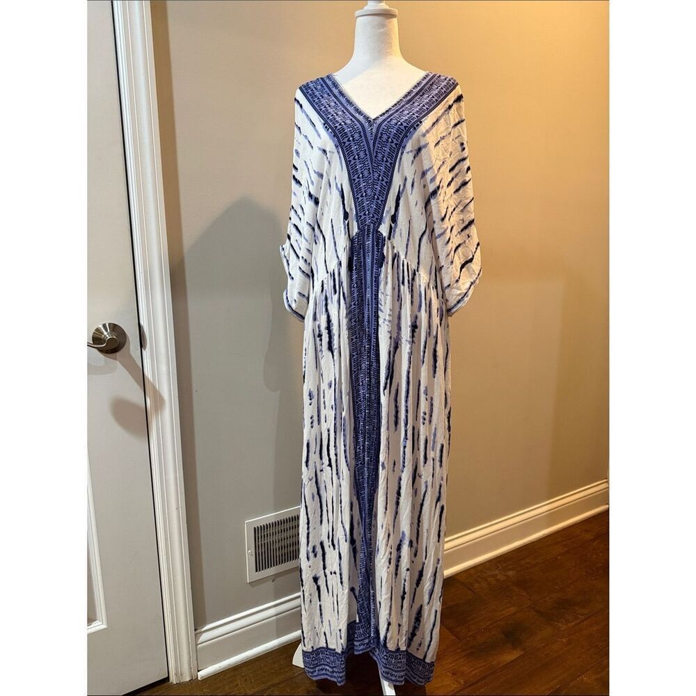 Saks Fifth Avenue White and Blue Tie-Dye Knit Swim Coverup Caftan